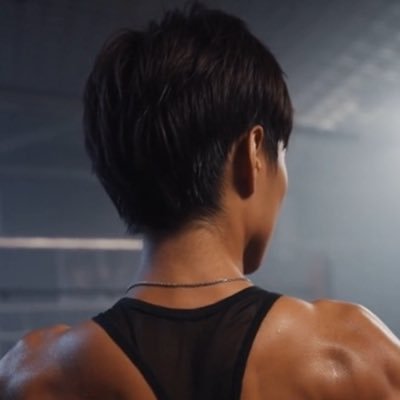 isreJYzruv34111's profile picture. 30歳女性ボクサー｜筋肉×健康×アンチエイジングの最前線 テストステロン＆マイオカインで若さと強さを手に入れる方法を科学的に発信💪 #筋トレ #ホルモンバランス #褐色脂肪細胞 #代謝アップ #アンチエイジング  日常で簡単にできる最強ボディメイク＆健康習慣シェア中。女性の健康革命、一緒に始めよう！