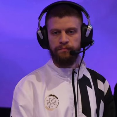 UnknownLoLCoach's profile picture. Your crisis LoL coach @FNesportsGlobal
League of Legends Head Coach
🇬🇷 Business-Psychology student
https://t.co/whZxfiGOnO