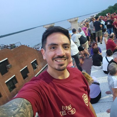 RubenGonza64386's profile picture. Montañista ante todo. Sólo sufro por River. Intelectual de Miller. Vivo para ver llorar a kukas, zurdos y peronchos. Legionario de @FuerzasDelCielo