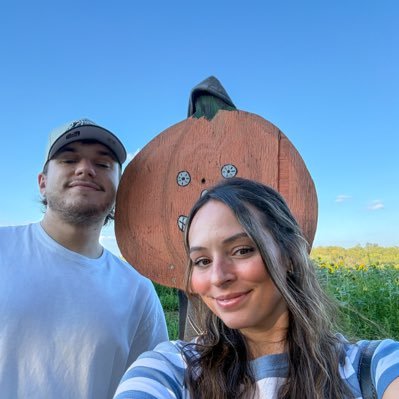 Johnny_boyyy9's profile picture. It’s just Twitter 🥱