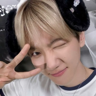 byuneqx_'s profile picture. (fan account) 🄱🄱🄷 & 🄿🄲🅈 一 มัมหมีน้องแบ้ก🐶🎀 | EXO ot9 ' CHANBAEK