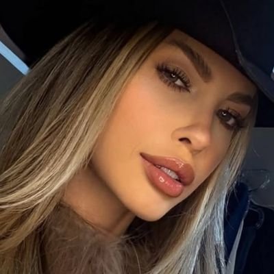 Elisnge02581291's profile picture. 