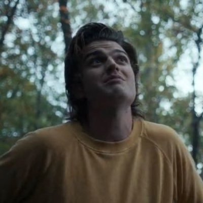 Karthickx__'s profile picture. Always the goddamn babysitter.
