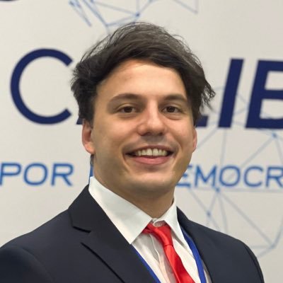 GabiVegaSF's profile picture. De la Provincia Invencible de Santa Fe. Tatengue. Abogado. PRO. Director Provincial de Capacitación y Formación Profesional del @gobsantafe