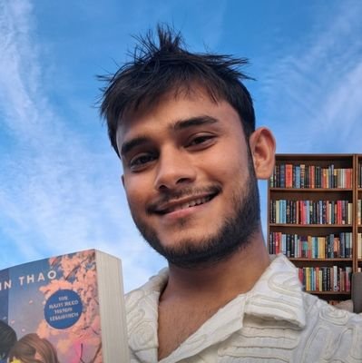 anshumankonch_'s profile picture. The moon taught me to grow even in darkness.