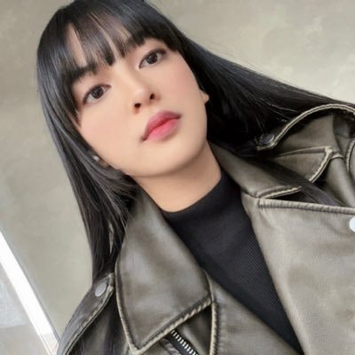tidaksemampai's profile picture. a wife, a mom, and a fangirl👋🏼