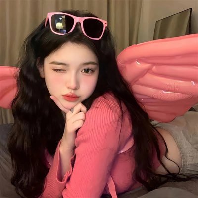 Sophieklmm's profile picture. #原创