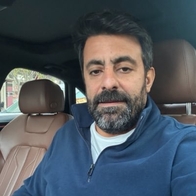 seckinsaaa's profile picture. Bᴇşɪᴋᴛᴀş 🤸‍♀️ 🤾‍♂️ 🏆 🎻 🧩 LUCKY BMW 8 777🥂🥂☀️  Her sabah iki seçeneğiniz var : rüyalarınızla uyumaya devam etmek yada uyanıp onları kovalamak