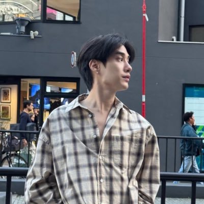 11AM Profile