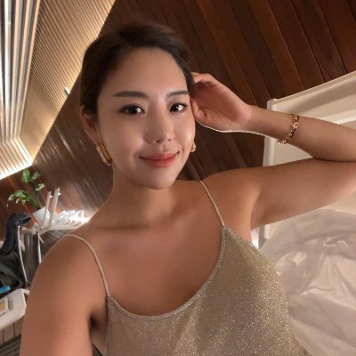 ZiYin1130's profile picture. I only support Trump. I enjoy discussing politics and news. (Pornography. Sales prohibited)🇺🇸🇨🇳🇨🇦