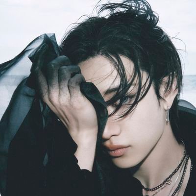 gnablover's profile picture. stay ~ 🐺