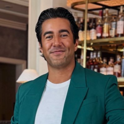 ajhisnandez's profile picture. aspiring morning gym person