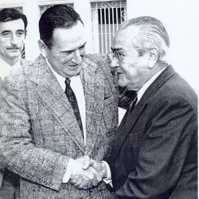 Frufepatriotico's profile picture. Hay que armar un gran frente que incluya desde CFK hasta Carrió.