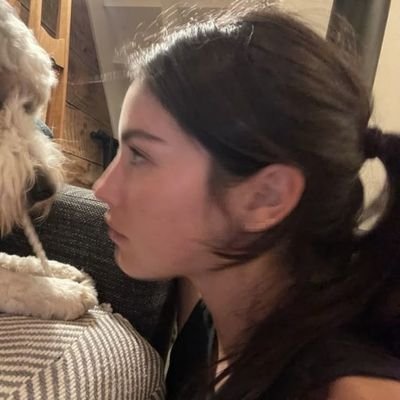 lifeofdimsum's profile picture. preferred most of all to live with flowers and music and to have a book