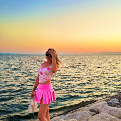 bravomujgan's profile picture. You were born to live, not just to survive