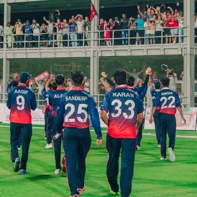 TheyHatePrakash's profile picture. beautiful things don't ask for attention.