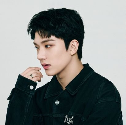 junchapyon's profile picture. ᶻ 𝘇  ‧₊˚ ⋅「I know exactly what you really need」  #현민🐹 #제이🎸 #준표😶