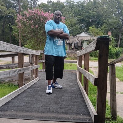 BardotVale408's profile picture. 🇺🇸 🇦🇺 🇩🇪 #helpingpeople