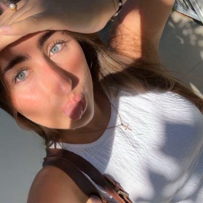 auyaastp's profile picture. 17’ / @PvDeAuya 😋