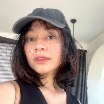 hananslsb's profile picture. Helping students understand themselves better for a more confident school & career path! 🎓💡— educational psychologist 👋🏻
