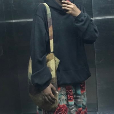 pistolpopper4's profile picture. closed mouths don’t get fed