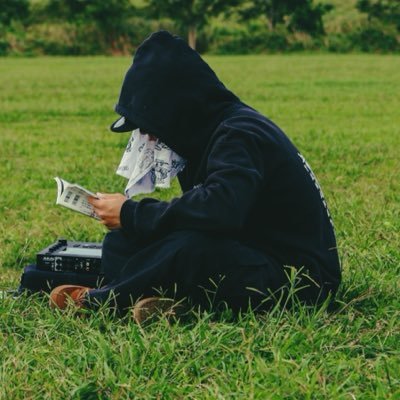 illdahack891's profile picture. 18歳。ブラックミュージックDigったり、ビートメイクしたりたまにマイク握ったり。 https://t.co/B2l3W0HWR0