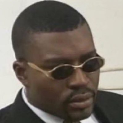 brownsdirector's profile picture. Architect of fantasies 😋🧴📺 @browncubicle