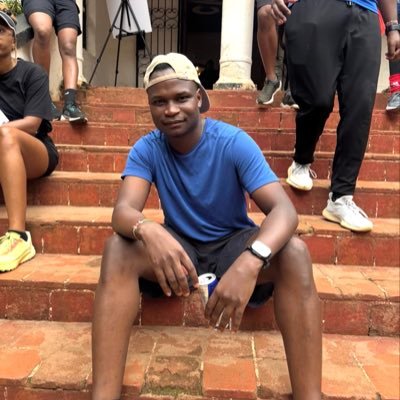ronnieonly's profile picture. I write code for a living | runner