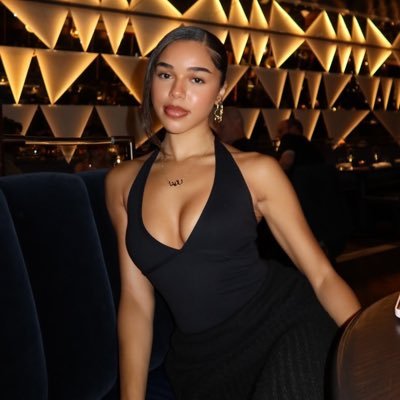 razina_crawford's profile picture. Trust in God