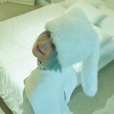 reine_yday's profile picture. there’s always a rainbow after a rainy day ⋆.˚ ☔︎︎⛆༄⋆.˚| (im)patiently waiting for xlov to cosplay again