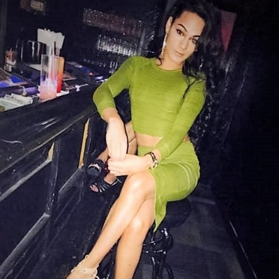 PeteyGoldfinger's profile picture. 