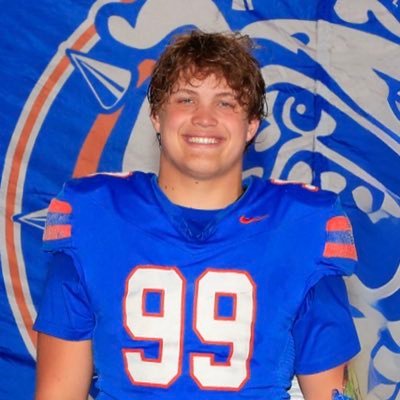 FaucheauxGrid26's profile picture. DL for The Bolles School | 6’2| 265 lbs | Class of 2026 #99-GPA 4.36  https://t.co/1rj3xHamGT