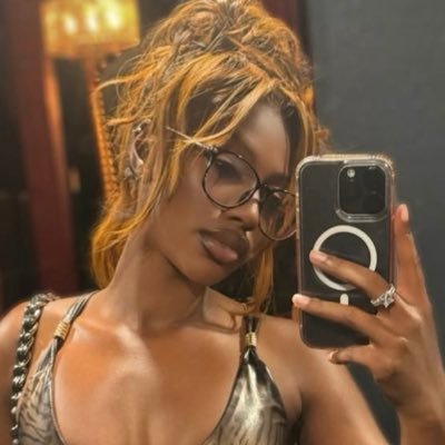 ERAOFMONE's profile picture. 𝐛𝐥𝐚𝐜𝐤 𝐰𝐨𝐦𝐞𝐧 𝐰𝐫𝐞𝐬𝐭𝐥𝐞𝐫𝐬 | 𝐦𝐮𝐬𝐢𝐜 | 𝐫𝐞𝐚𝐥𝐢𝐭𝐲 𝐭𝐯 ꨄ | @stalliomi