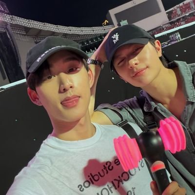 nidnid_s's profile picture. WilliamEst🎸🦈