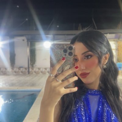 saprivl's profile picture. سهل تُغرم بـه وصعب إنك تنوله