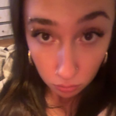 isabellayxmy's profile picture. sexy funny smart baddie 😘