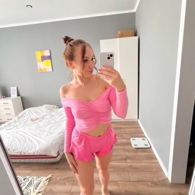 Amber4822183851's profile picture. Psalm 34  Telegram :@katember20 Single with no kid FWB ❤️‍🩹💓💞