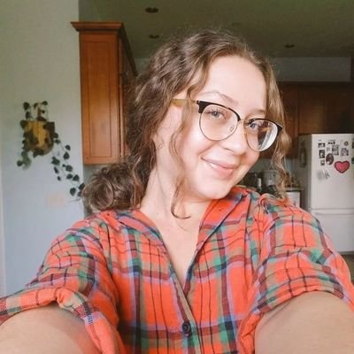 BTina68065's profile picture. 