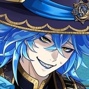 shr0udwife's profile picture. 