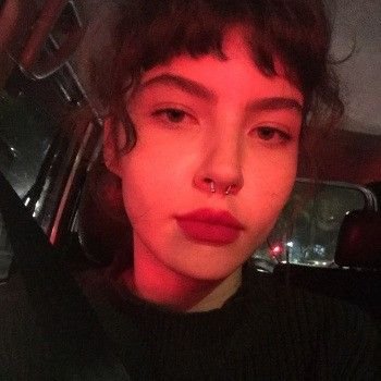 undermendoza's profile picture. 📖: the empyrean ✮ you want straight answers? ask a straight lady     ★ 31.8.25