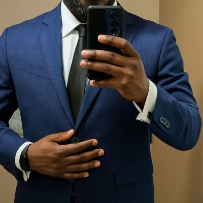 uchedible's profile picture. I say less in person.