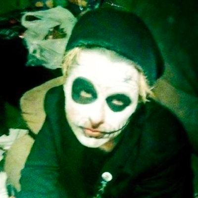 Chel69924244's profile picture. Tales from another broken home