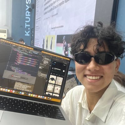 syncyourvibe's profile picture. 17 | building PepaAI - AI outfit picker👚
Bootstrapping to $10K/mo 💰
Sharing my 0→1 journey 🚀
Love RHCP and coffee  🎸
Documenting my climb from 🇰🇿 to YC 🚀