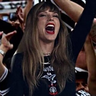 rkrare's profile picture. eu e a taylor swift cantando poropopo