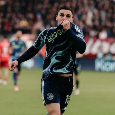 OscarGlock17's profile picture. Ajax ❌❌❌