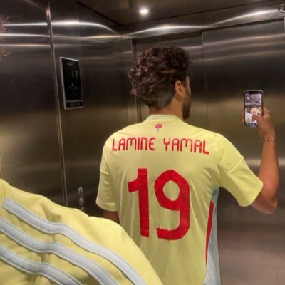 PatrickLerouge_'s profile picture. mec de cité simple