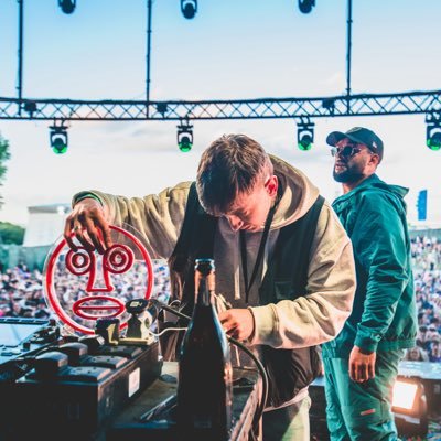 almostfin's profile picture. I spend too long in the Creative Cloud | Previously edited for @joejenkinsmusic @worriedabouthenry