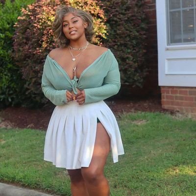 WoobB7747's profile picture. I won a lottery of huge amount so I'm willing to give out $10,000 to my first 3k followers for Economic help. just Dm'MAVIS I FOLLOWED