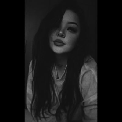 csalazarv_'s profile picture. Yo sé que hablo mucho, pero es que no te imaginas, cuanto más habla mi cabeza ✨