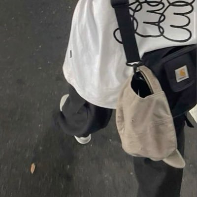 lxmbourg's profile picture. hope is a revolutionary act